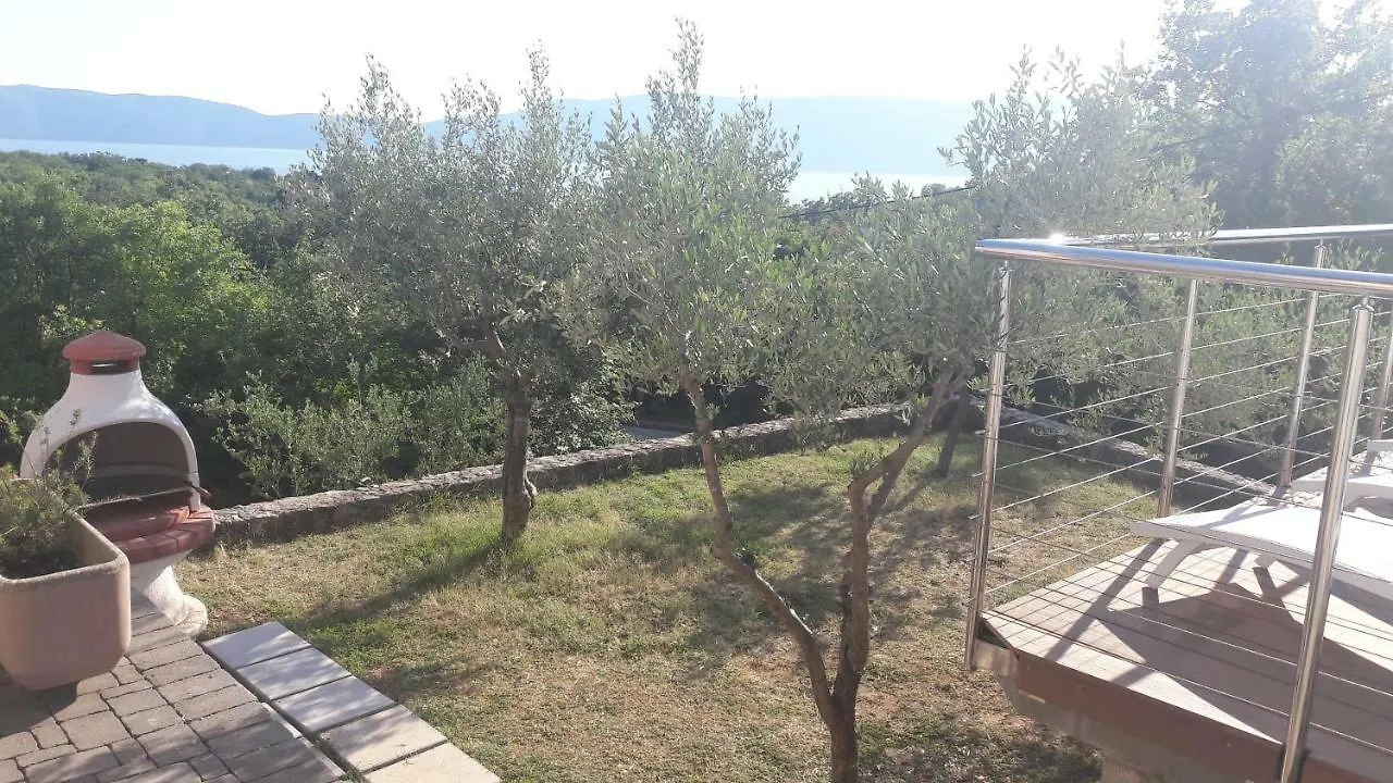 Apartment Garden Pinezici